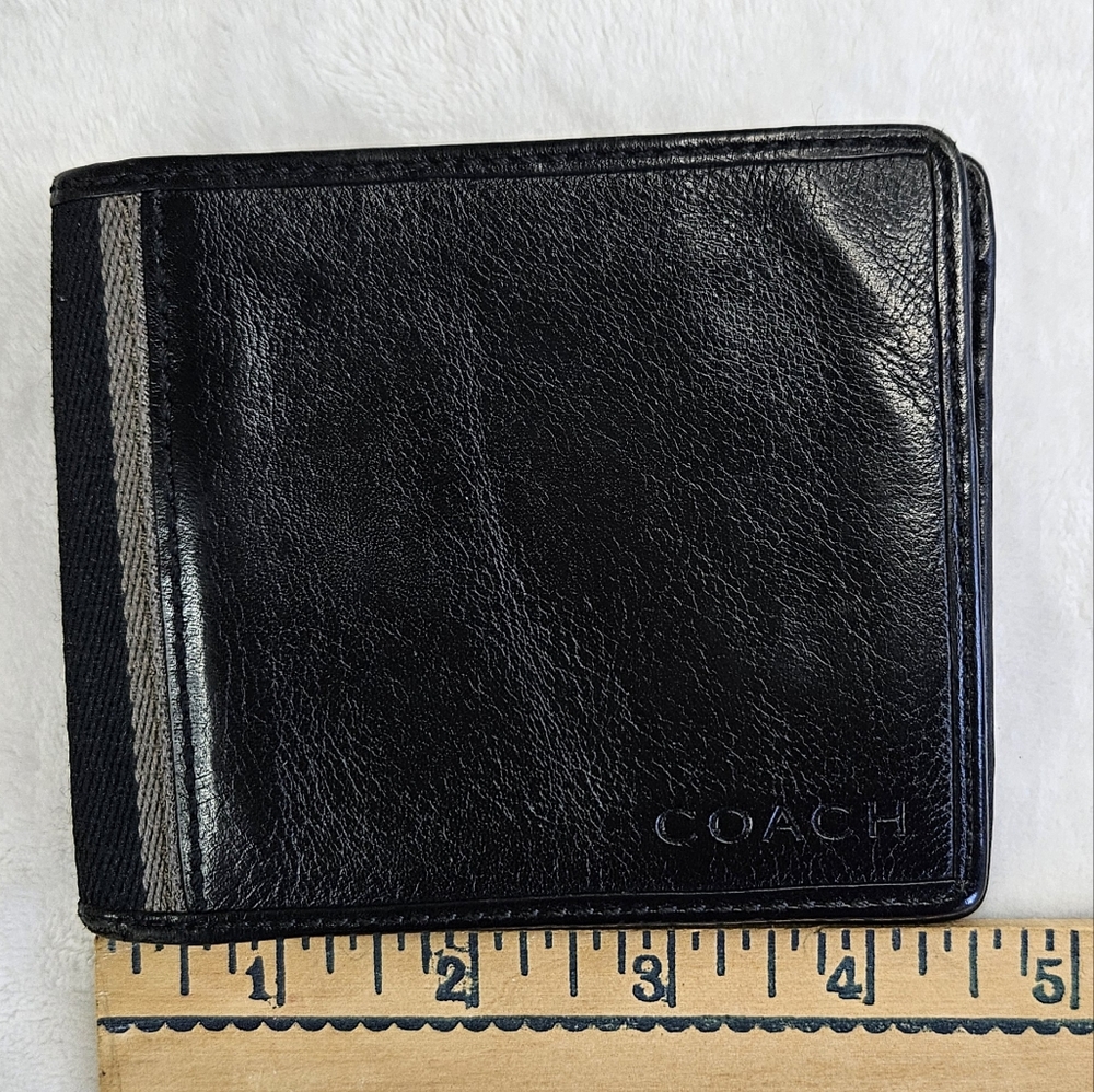 COACH Men's Heritage Black Grey Leather Wallet Compact